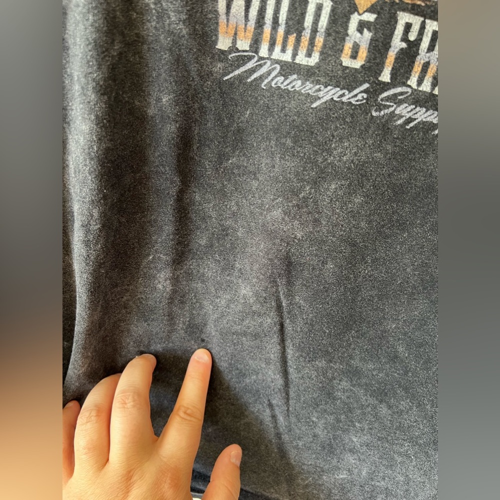Hollister Women’s Marble Wild & Free T Shirt Size S - Picture 9 of 11